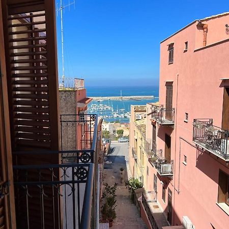 Luce Del Golfo Apartment กัสเตลลัมมาเร เดล โกลโฟ ภายนอก รูปภาพ